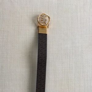 Michael Kors leather belt